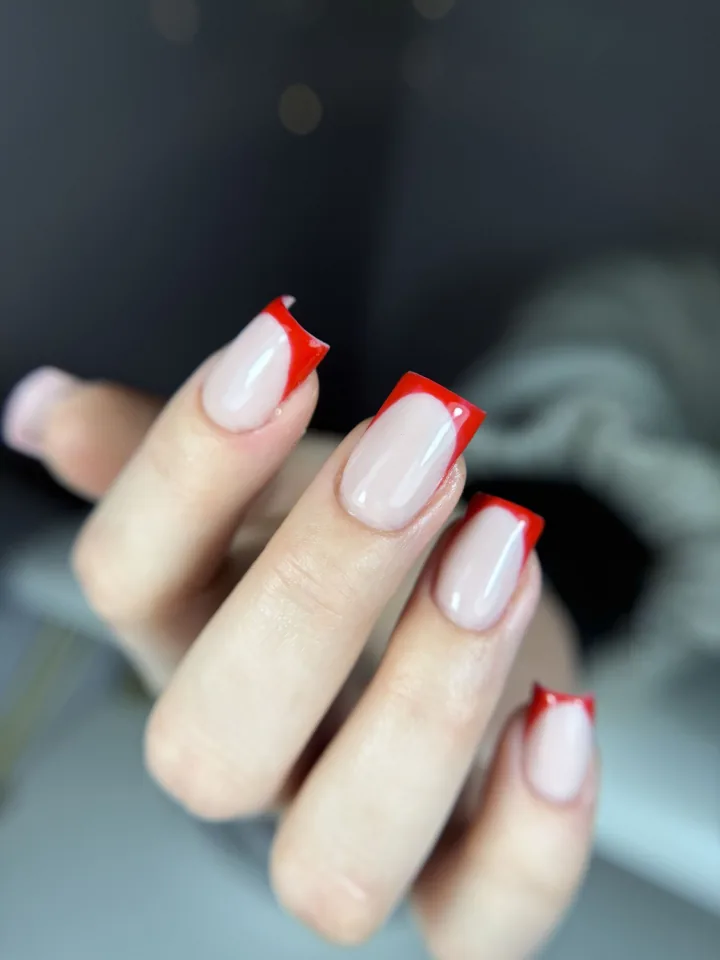 Manicure - realizacja Paznokciowe Love