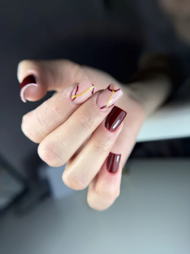 Manicure - realizacja Paznokciowe Love
