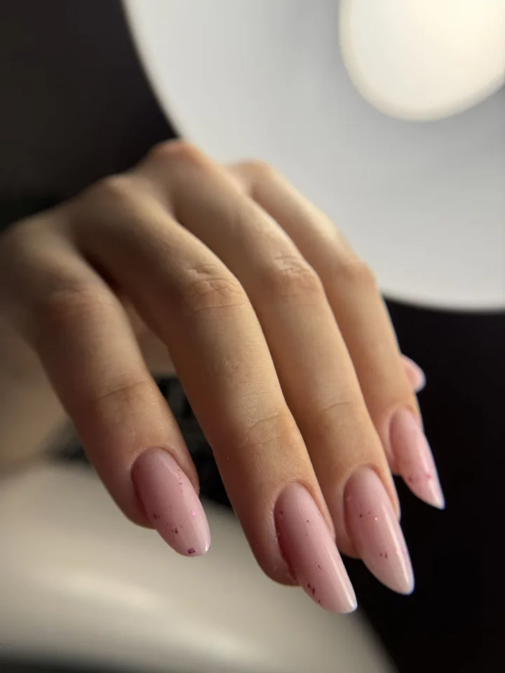 Manicure - realizacja Paznokciowe Love