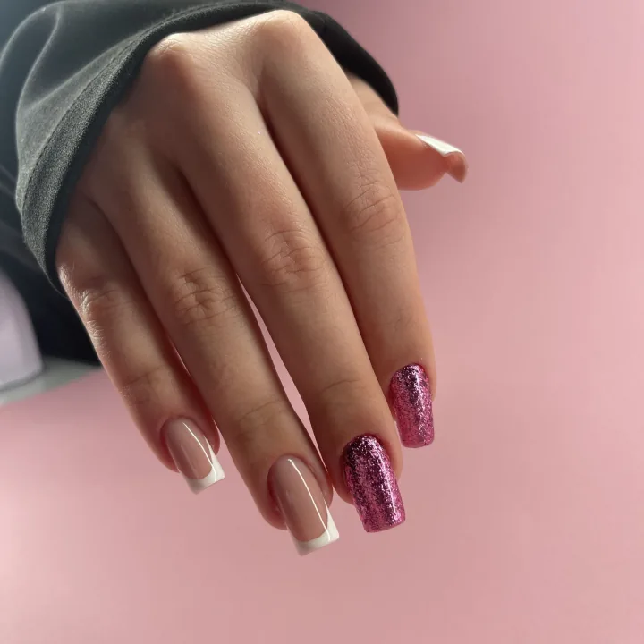 Manicure - realizacja Paznokciowe Love