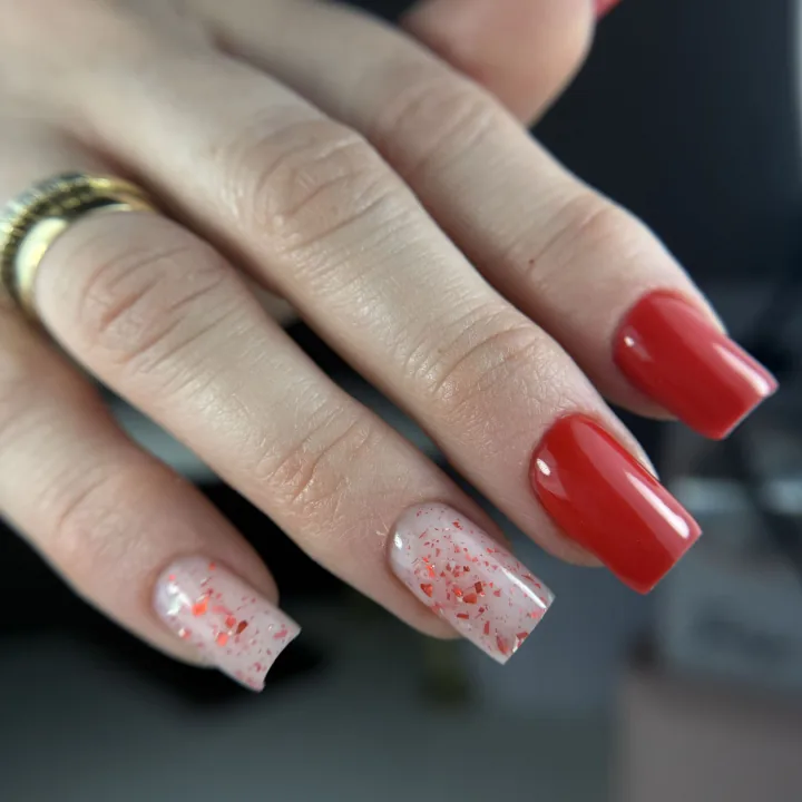 Manicure - realizacja Paznokciowe Love