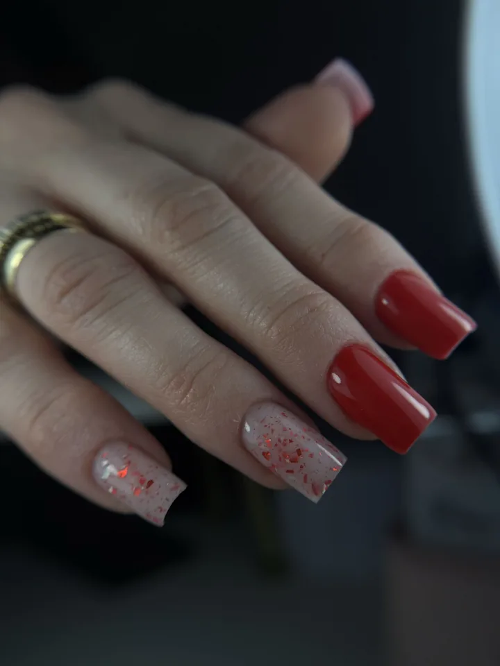 Manicure - realizacja Paznokciowe Love