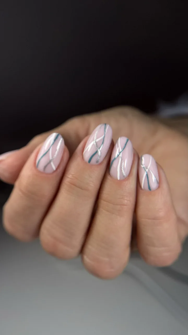 Manicure - realizacja Paznokciowe Love
