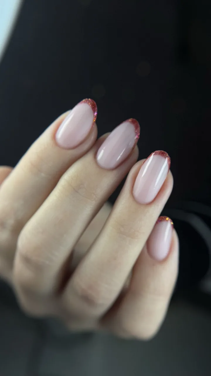 Manicure - realizacja Paznokciowe Love