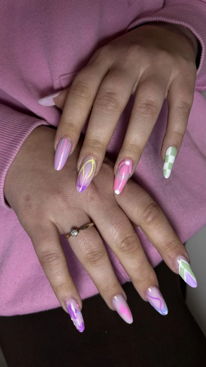 Manicure - realizacja Paznokciowe Love