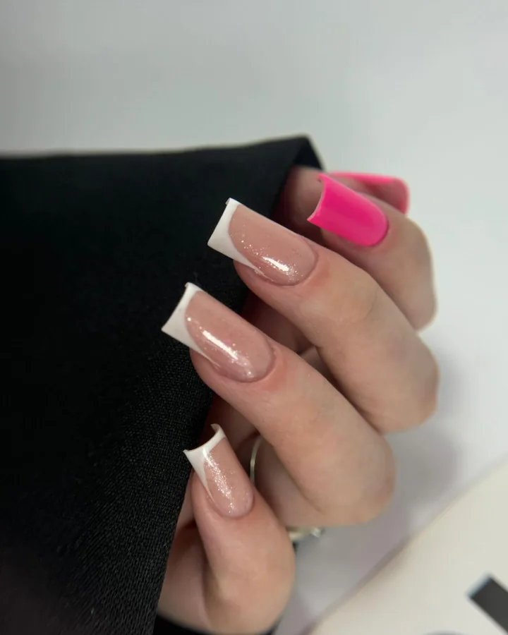 Manicure - realizacja Paznokciowe Love
