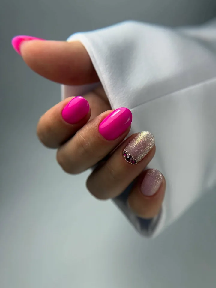 Manicure - realizacja Paznokciowe Love
