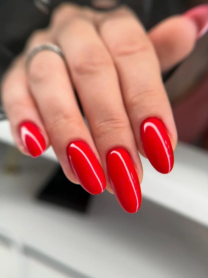 Manicure - realizacja Paznokciowe Love