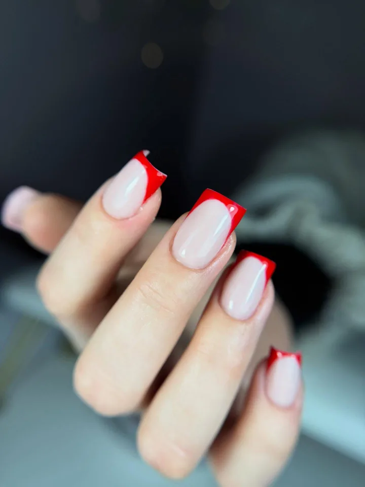 Manicure - realizacja Paznokciowe Love