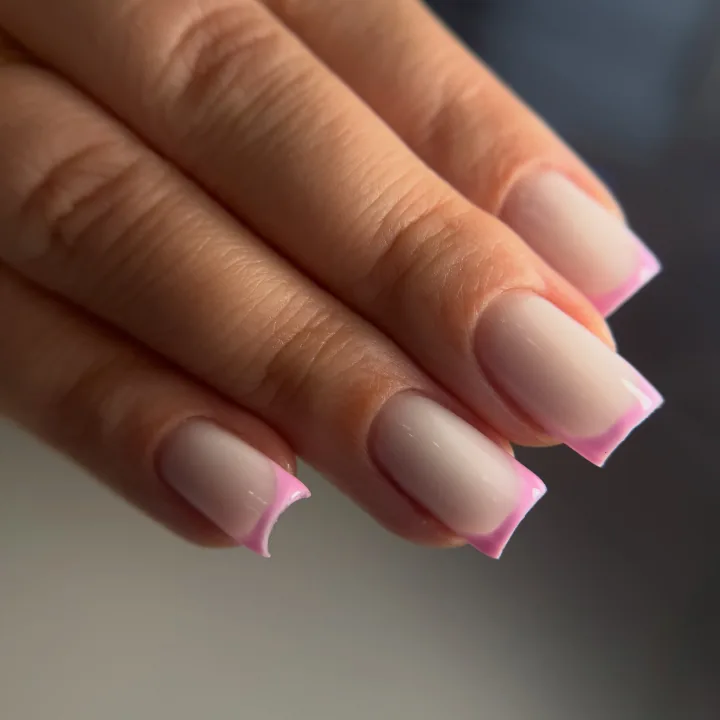 Manicure - realizacja Paznokciowe Love